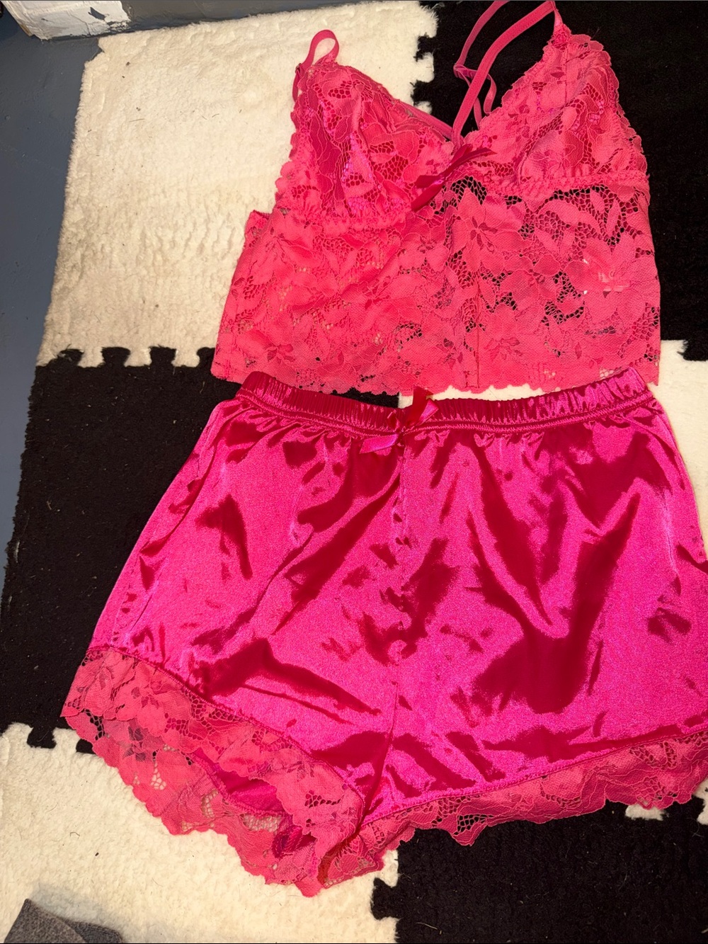 SHEIN Hot Pink Lace & Satin Two-Piece Sleep Set 2 sets